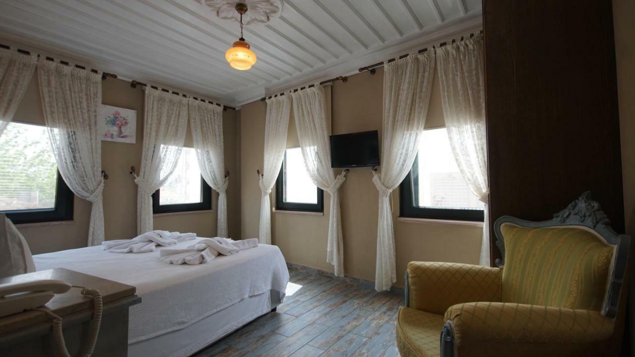 Hotel Fikretbey Konagi Ayvalı Exterior foto