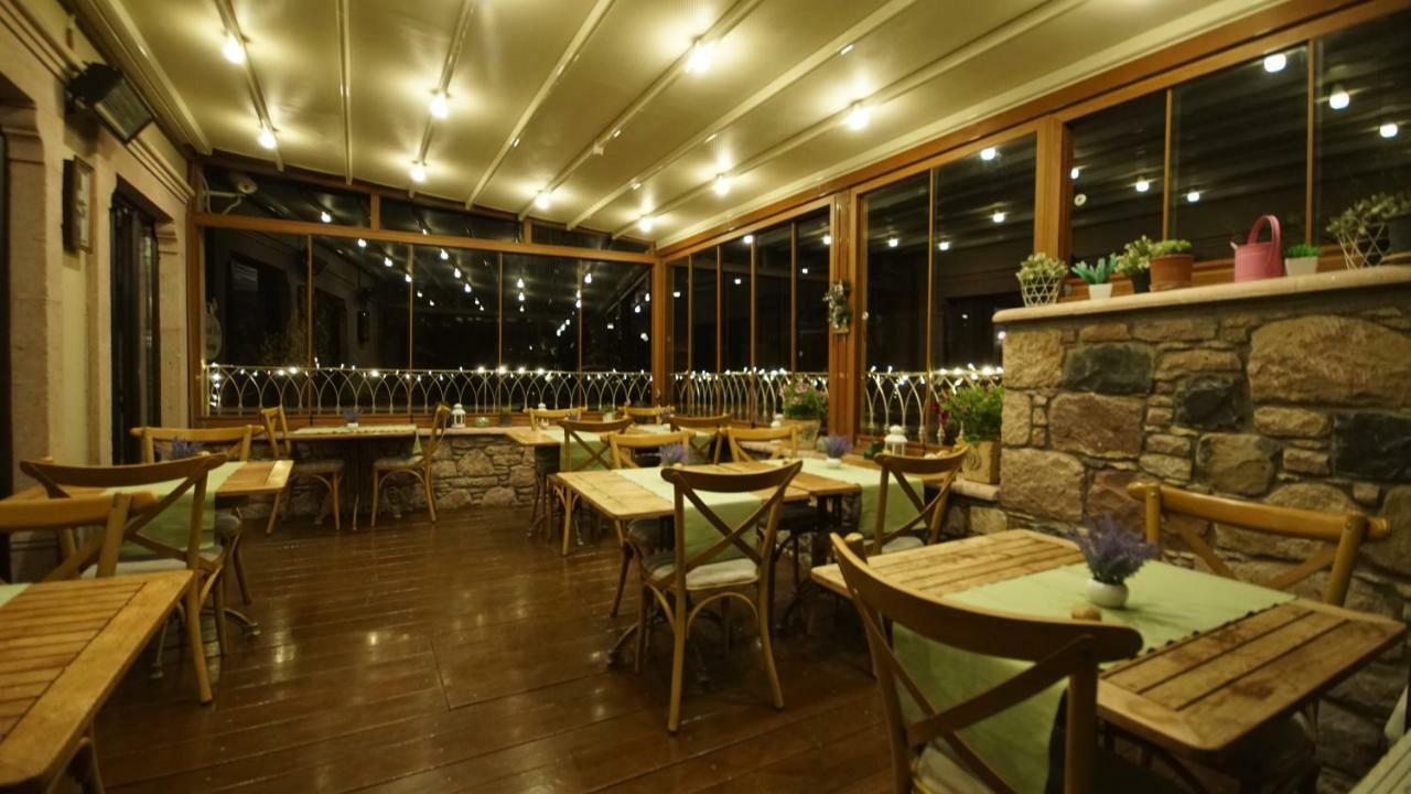 Hotel Fikretbey Konagi Ayvalı Exterior foto