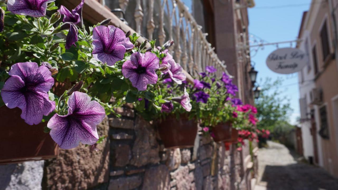 Hotel Fikretbey Konagi Ayvalı Exterior foto