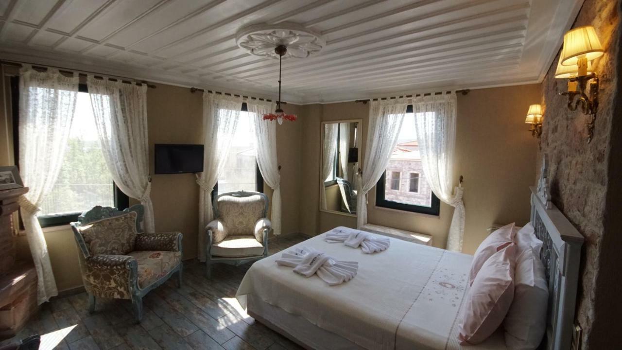 Hotel Fikretbey Konagi Ayvalı Exterior foto