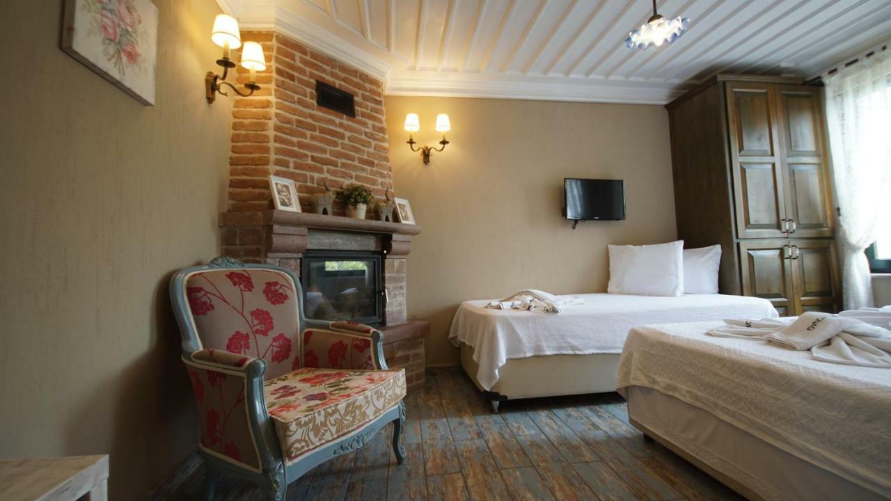 Hotel Fikretbey Konagi Ayvalı Exterior foto